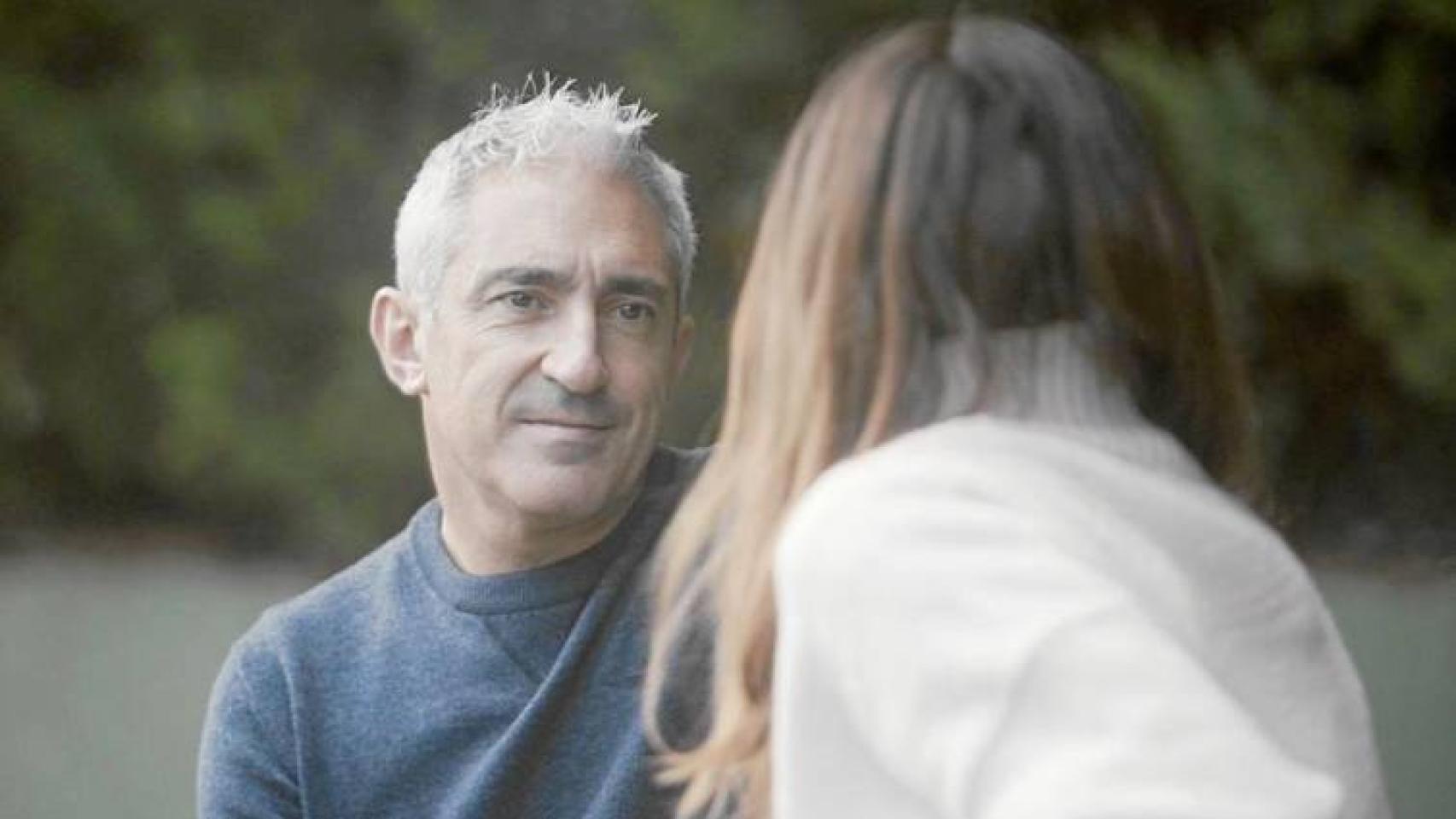 El periodista Jon Sistiaga entrevista a la cantante Bebe para su Tabú Machismo.