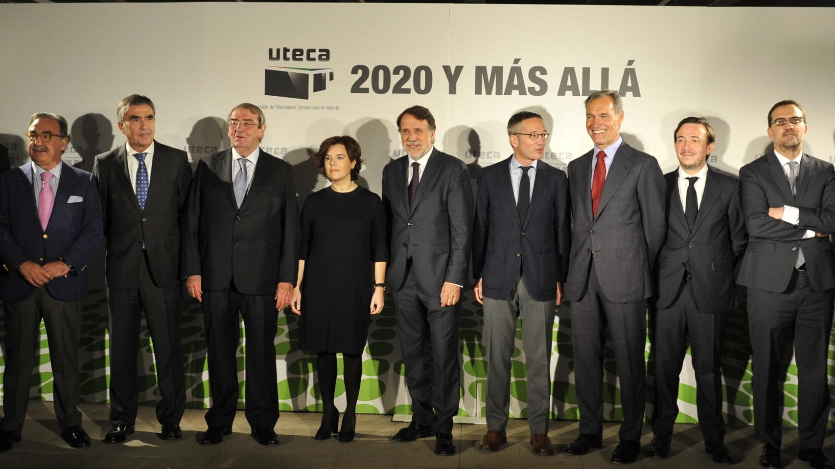 Foto de familia jornada Uteca 2017, con la ex Vicepresidenta de Gobierno, Soraya Sáenz de Santamaría.