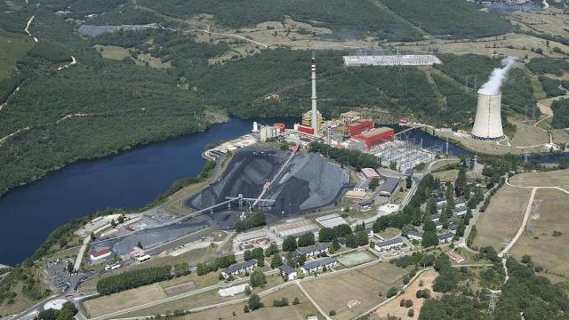 Imagen de la central térmica de Velilla de Iberdrola en Palencia.