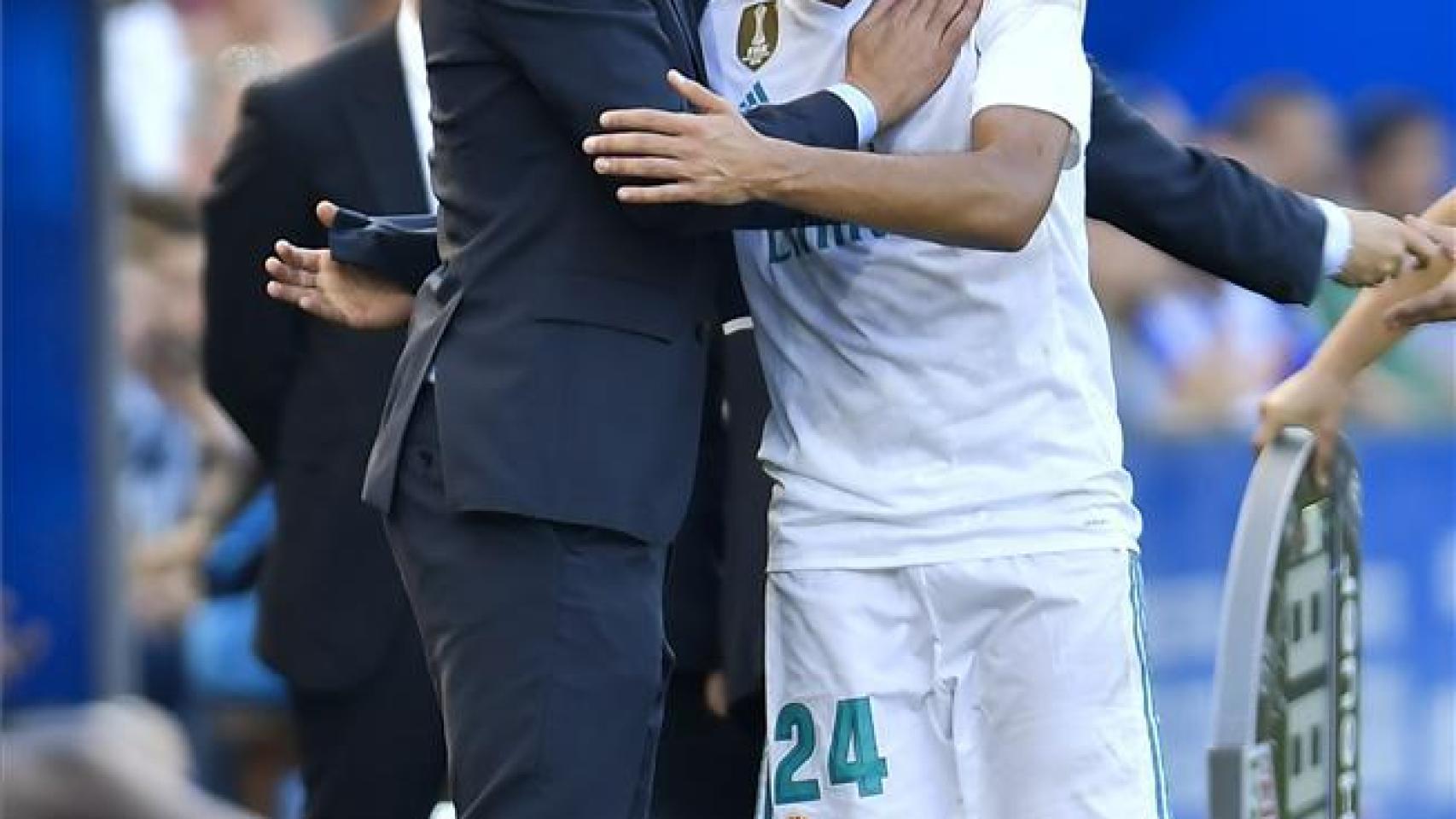 Zidane y Ceballos en el Alavés - Real Madrid.