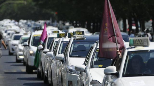 Imagen de archivo de una manifestación del Taxi en Sevilla.