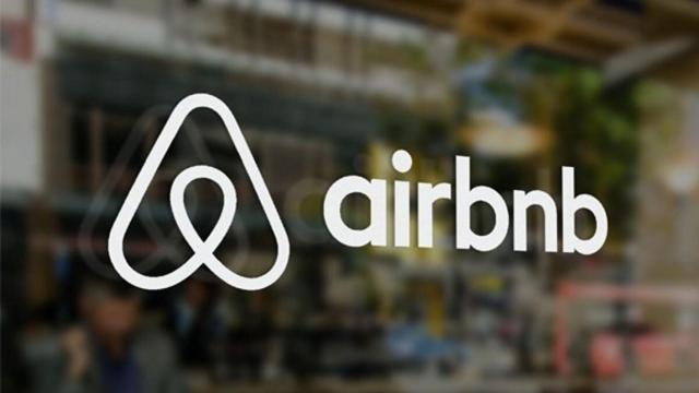 Logo de Airbnb en una imagen de archivo.