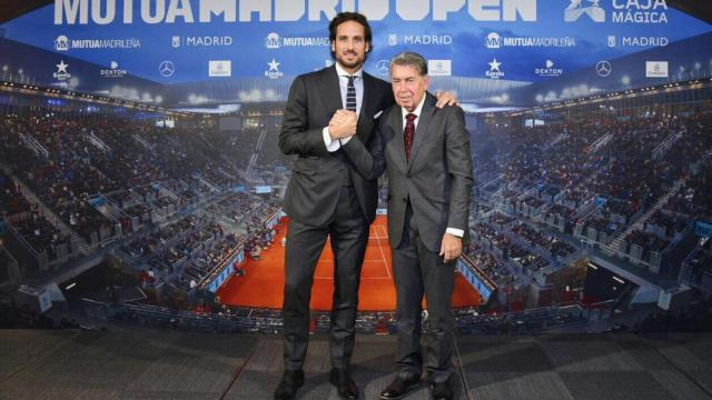 Feliciano López junto a Manolo Santana.