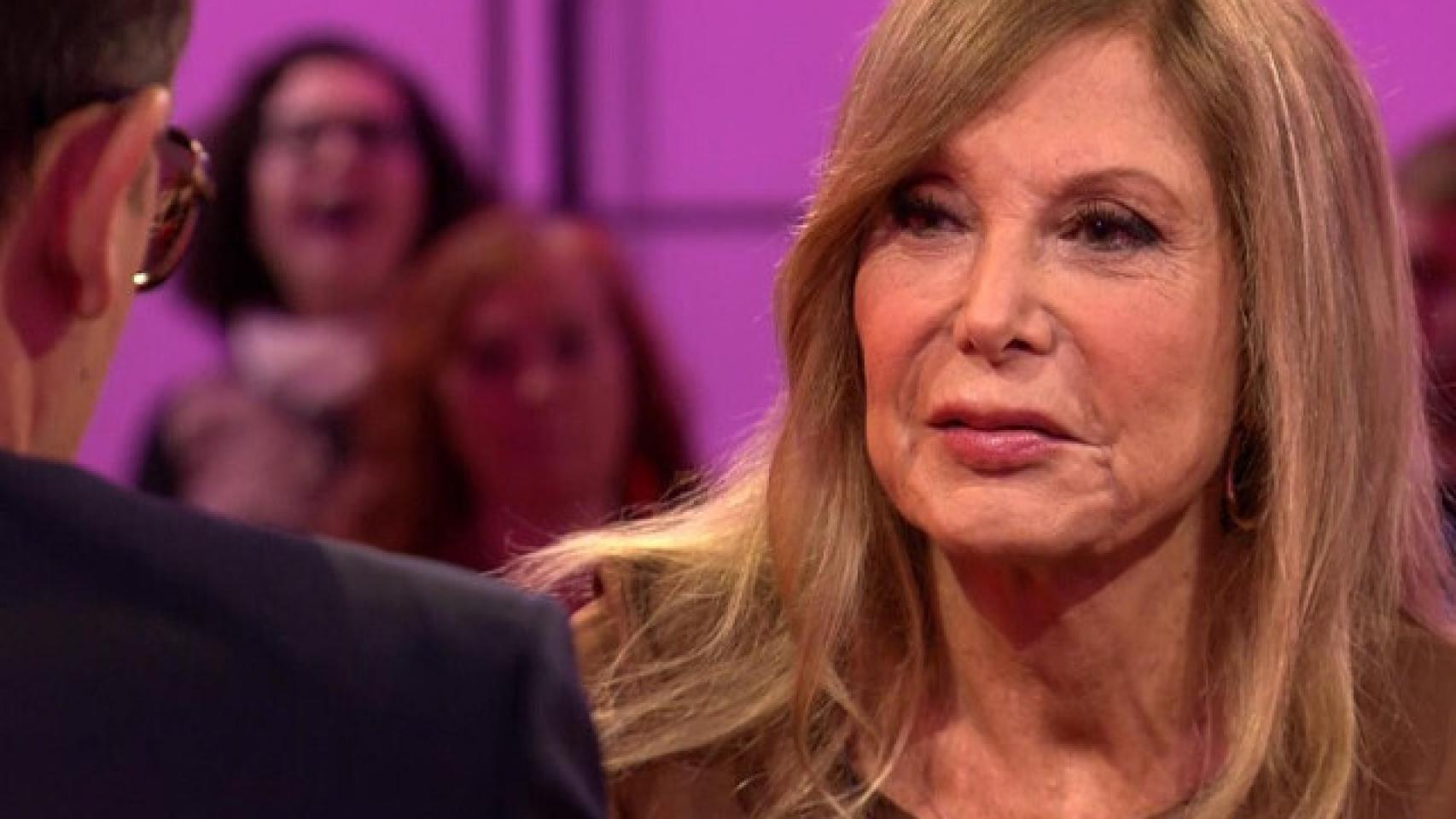 El día que Mediaset vetó a Pilar Eyre por hablar de la Familia Real