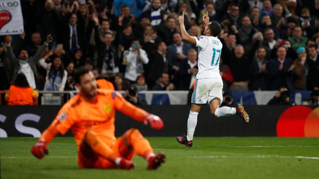 Lucas Vázquez celebra su gol al Dortmund en Champions.