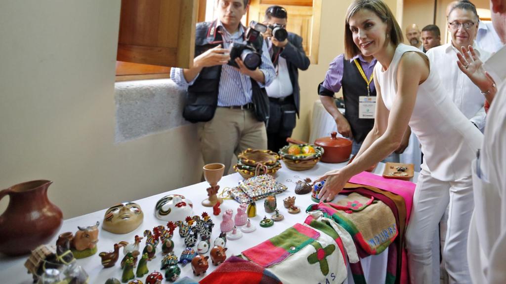 Letizia intentó pasar desapercibida el resto del viaje, en 2015.