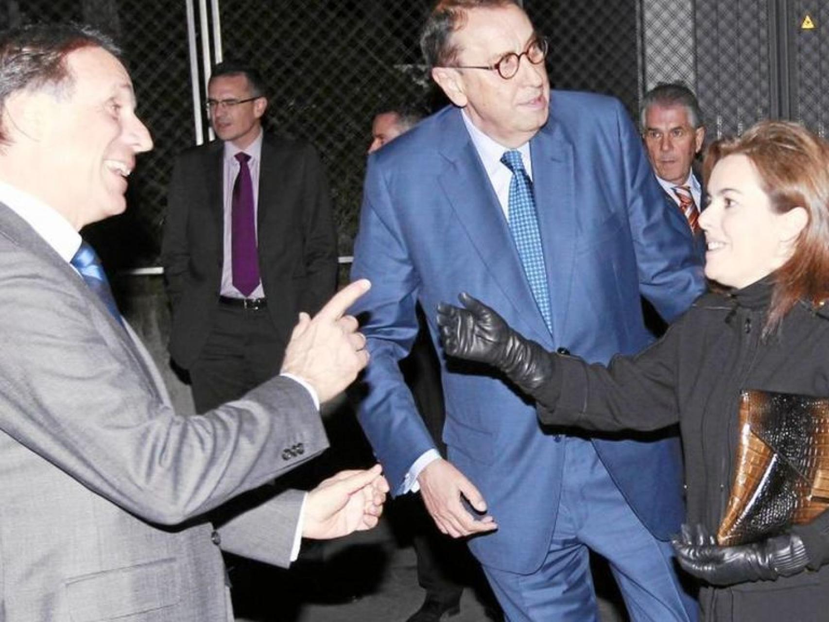 La vicepresidenta, Soraya Sáenz de Santamarìa, con Mauricio Casals y José Creuheras./