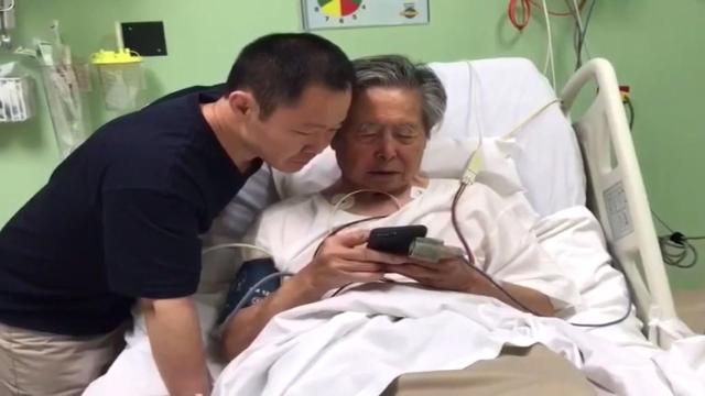 El presidente de Perú da el indulto a Fujimori.