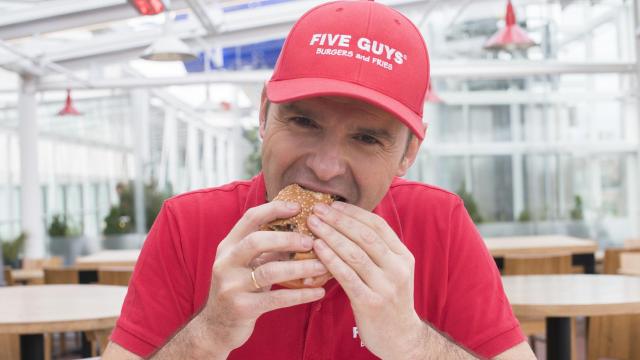 Daniel Agromayor, director general de Five Guys: “Hemos venido a romper moldes”