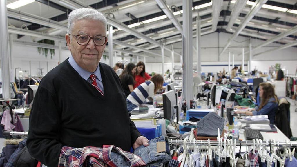 Rafael Domínguez de Gor, en una imagen tomada en 2018 en la fábrica de Mayoral en Málaga.