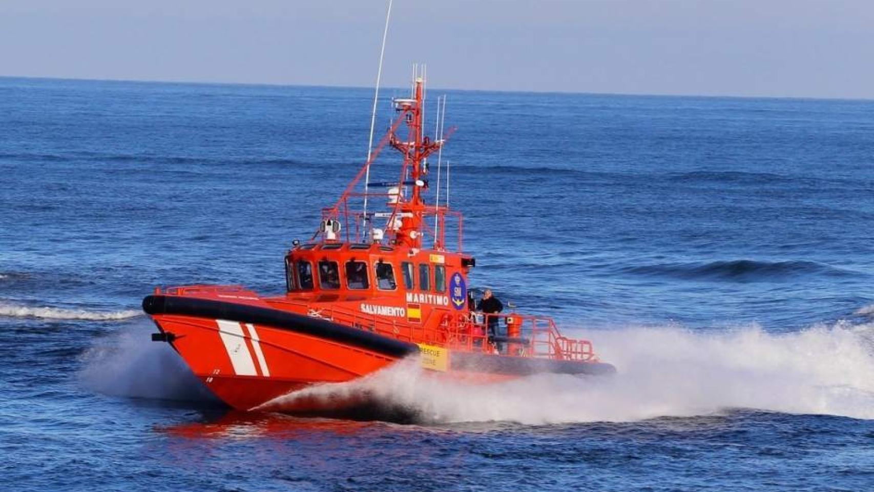 Embarcación de rescate en Cádiz.