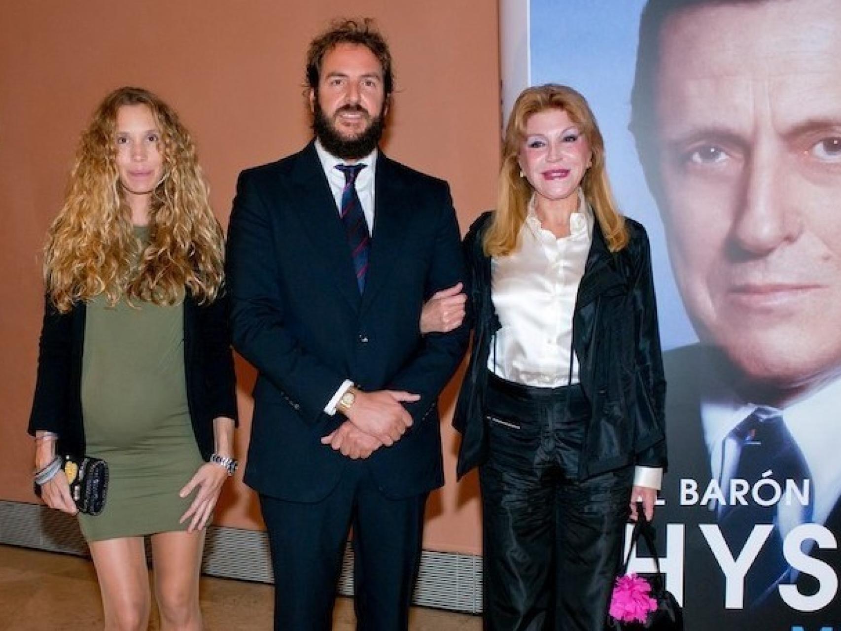 Blanca Cuesta, Borja Thyssen y Tita, en el Museo Thyssen en una imagen de archivo.