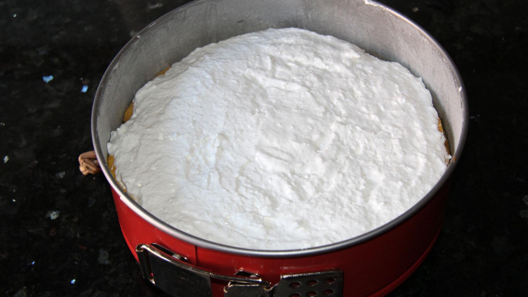 BIZCOCHO DE MANDARINA Y MERENGUE DE COCO CON THERMOMIX 11