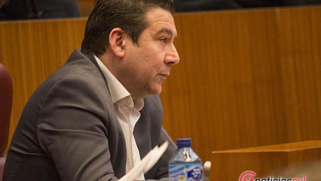 El secretario general de la Unión del Pueblo Leonés (UPL) y procurador autonómico, Luis Mariano Santos