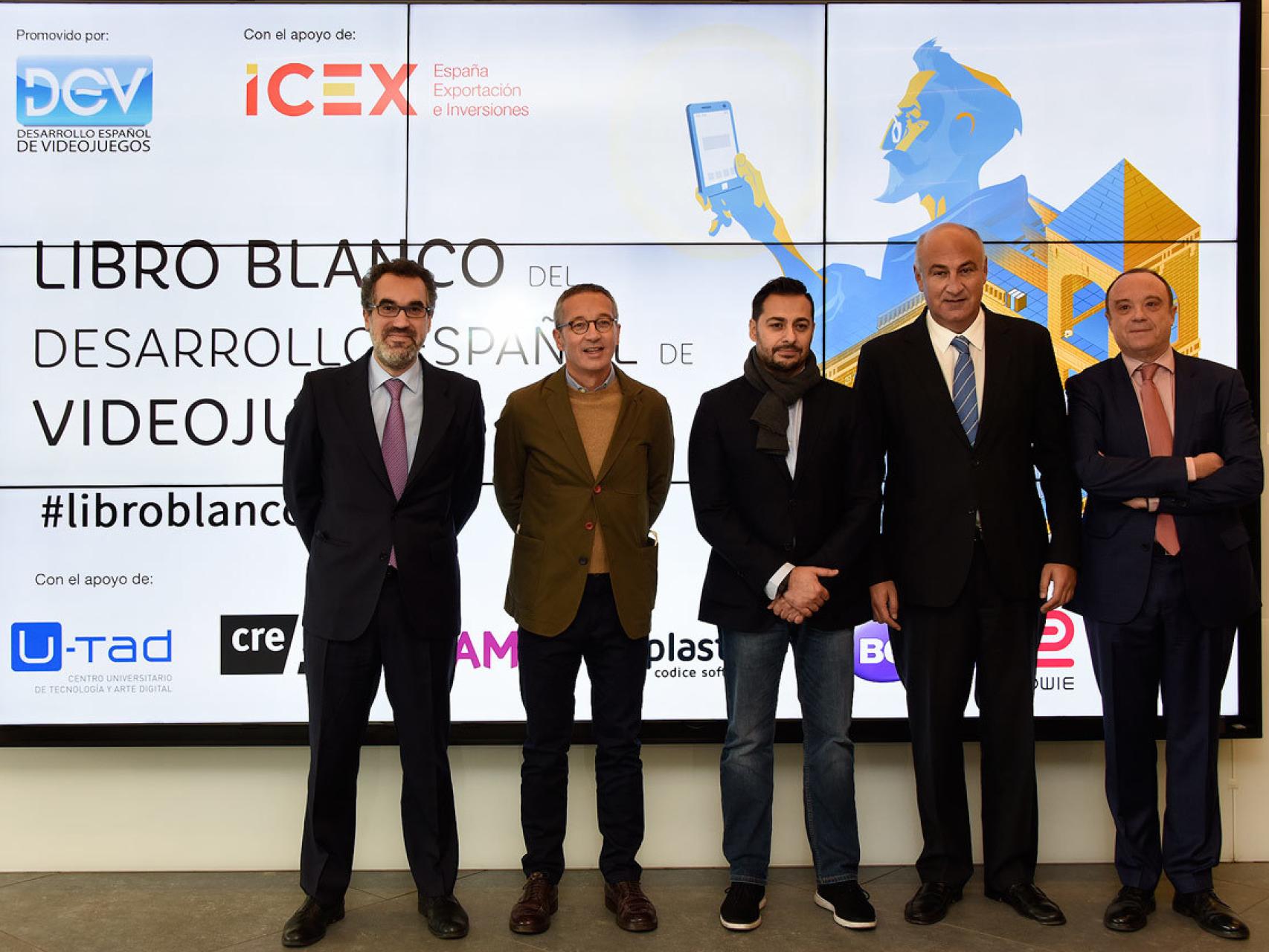 Saenz de Santa María, José María Lassalle, Fernando Benzo y Quintans en el acto del Libro Blanco