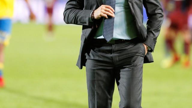 Paco Jémez, en un partido con Las Palmas.