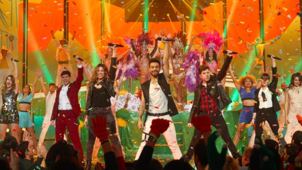 Telecinco se rinde ante 'Operación triunfo', pero desprecia al programa