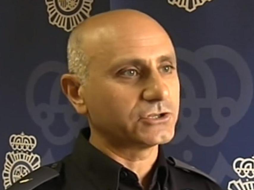 Celso Blanco es el agente que apareció muerto y cuyo suicidio pareció cerrar el caso.