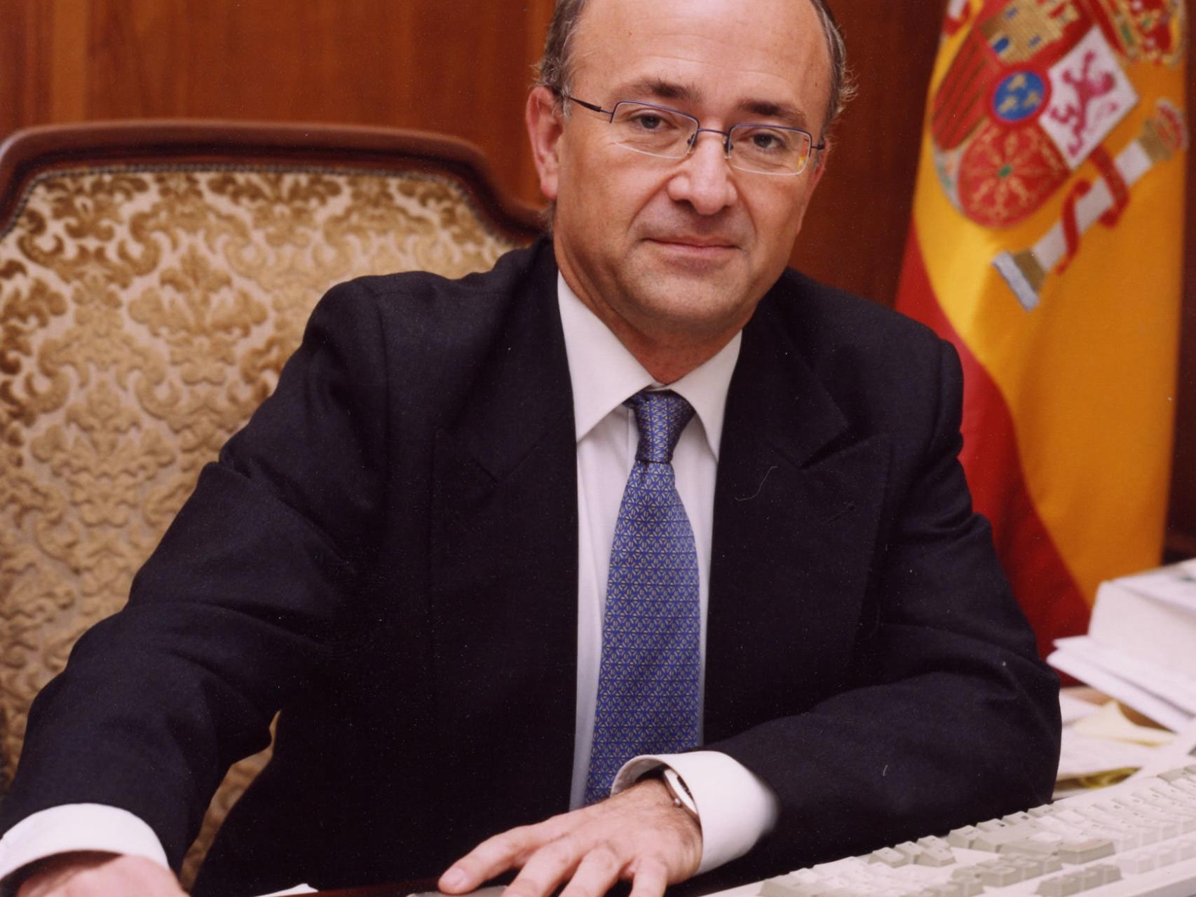 Vicente Magro.