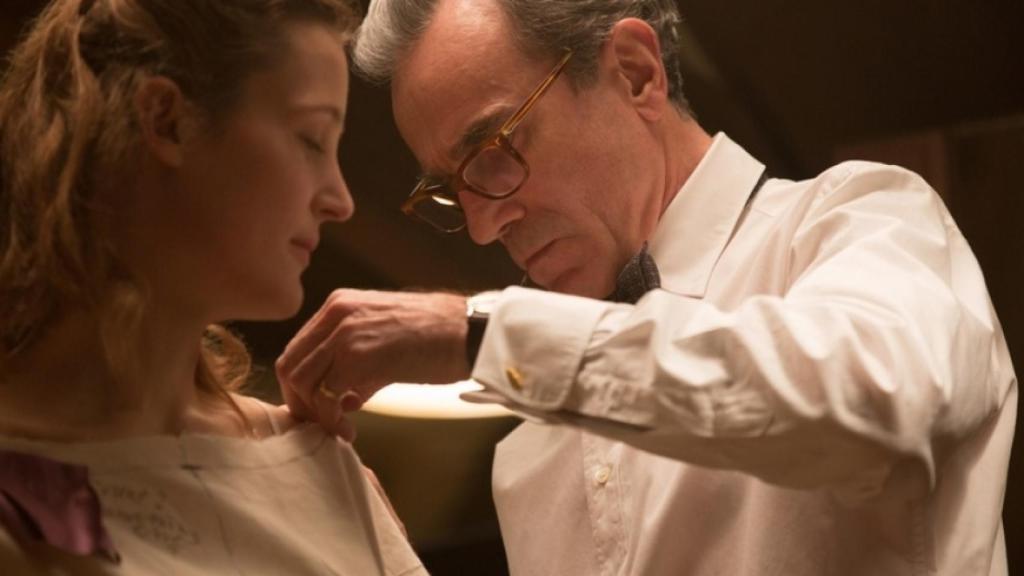 Con Vicky Krieps en El hilo invisible.