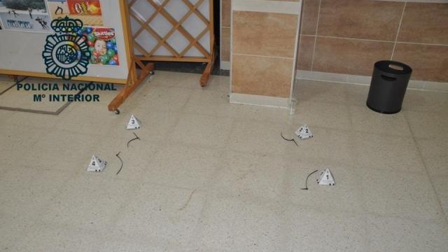 Las bridas con las que dijo haber sido maniatado D. P. A.