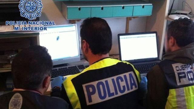 Policía investigando