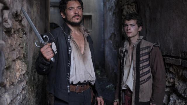 El actor Pablo Molinero interpreta al protagonista de la serie La peste, uno de los productos estrella de Movistar+.