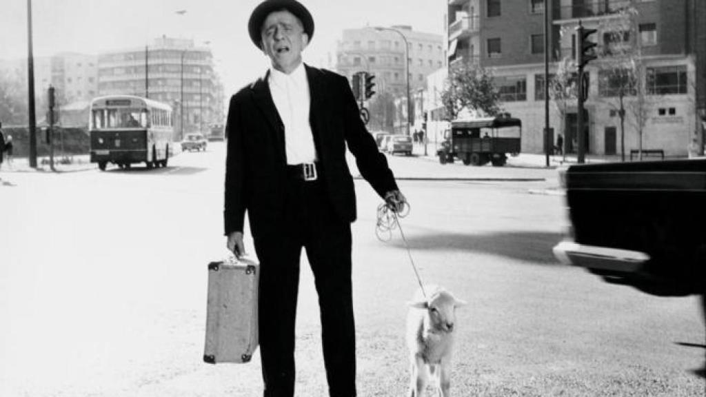 Paco Martínez Soria en La ciudad no es para mí.