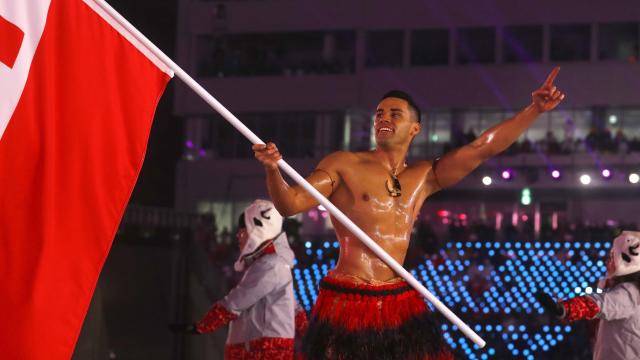 El abanderado de Tonga repitió vestuario con respecto a Río 2016.