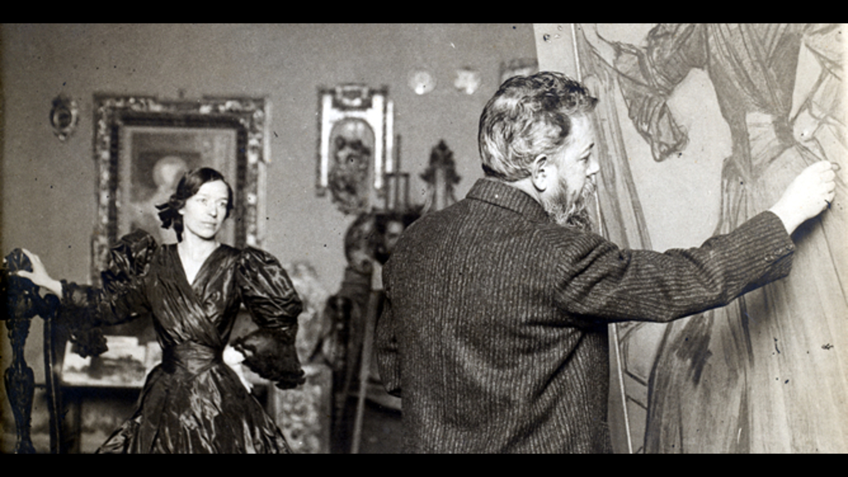 Sorolla pintando a Clotilde con su vestido negro.