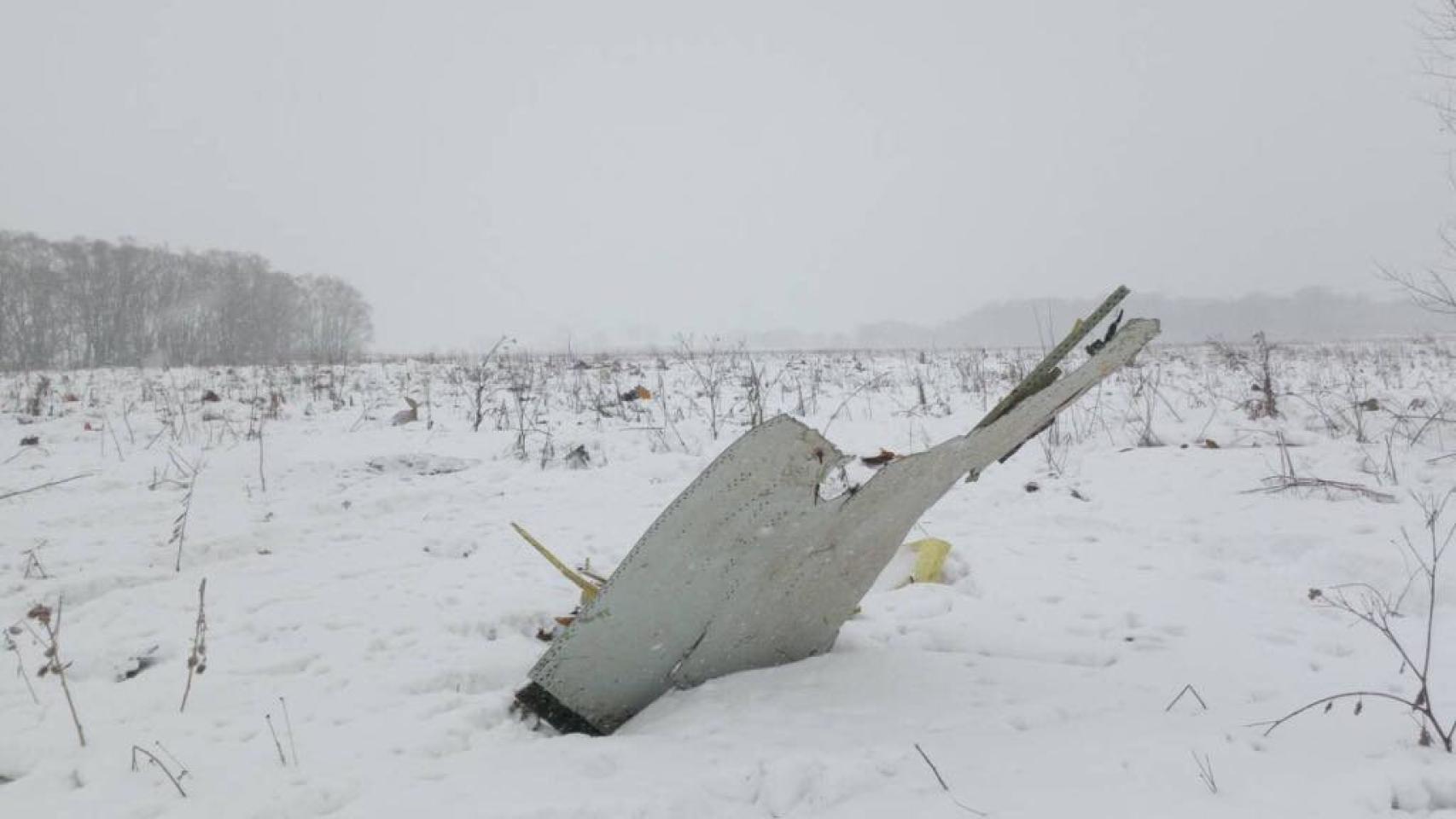 2018-02-11T140103Z_614723516_RC1AC631CF10_RTRMADP_3_RUSSIA-AIRPLANE-CRASH