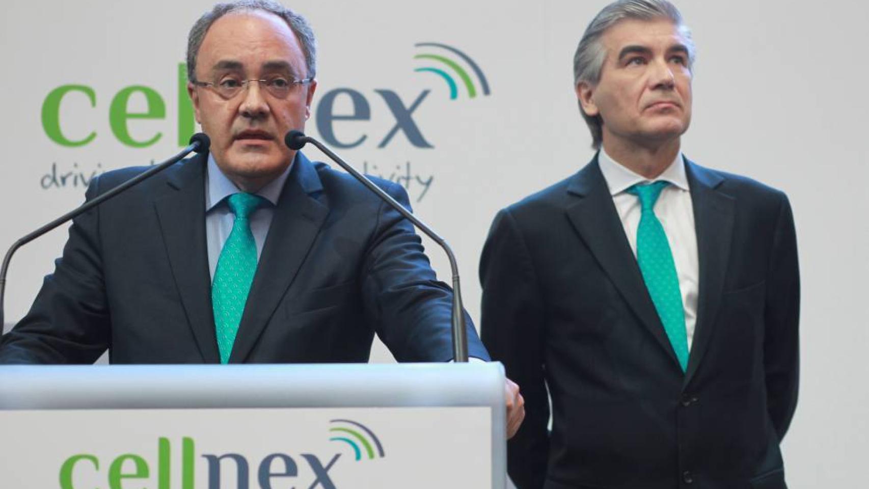 A la derecha, Francisco Reynés, presidente de Cellnex, junto al consejero delegado, Tobías Martinez, su probable sustituto.