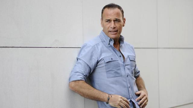 Carlos Lozano en una sesión de fotos.