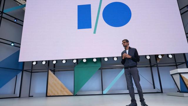 Google está subiendo aplicaciones de los Pixel a Google Play y nadie sabe por qué