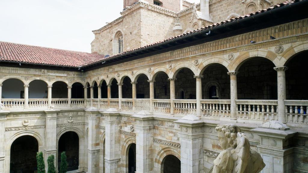 Imagen del parador San Marcos de León.