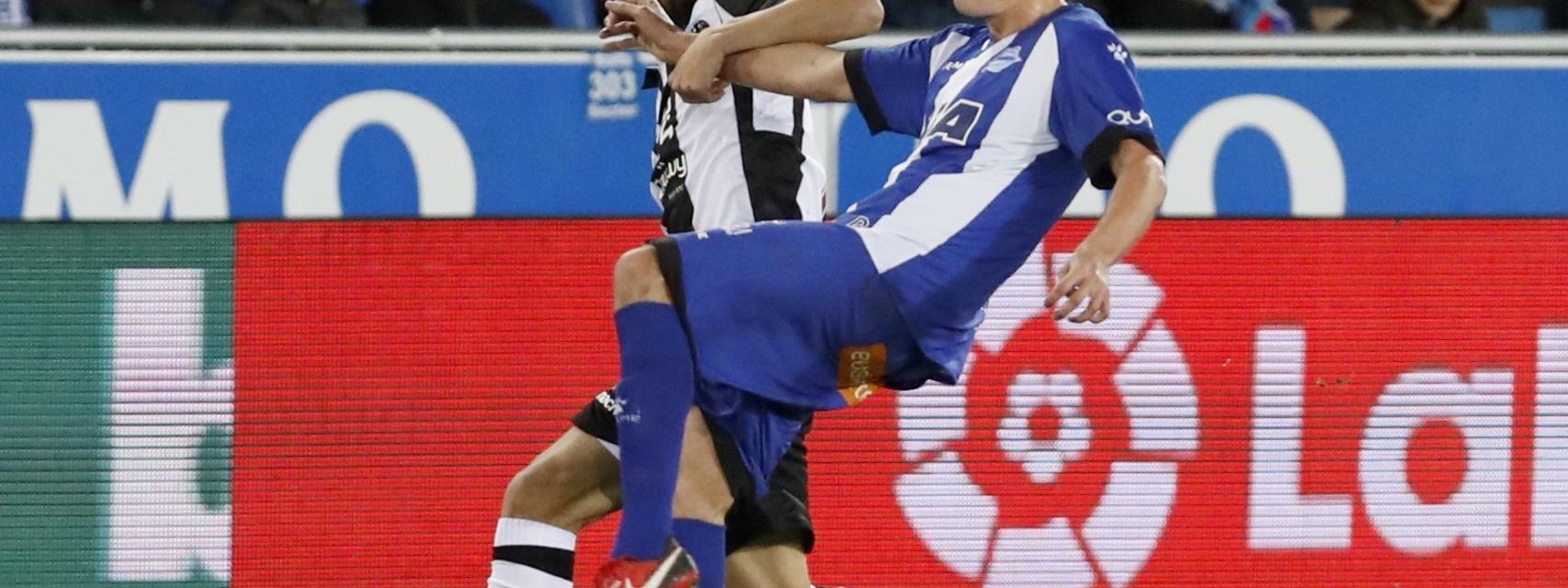 Tomás Pina en el último partido del Alavés.