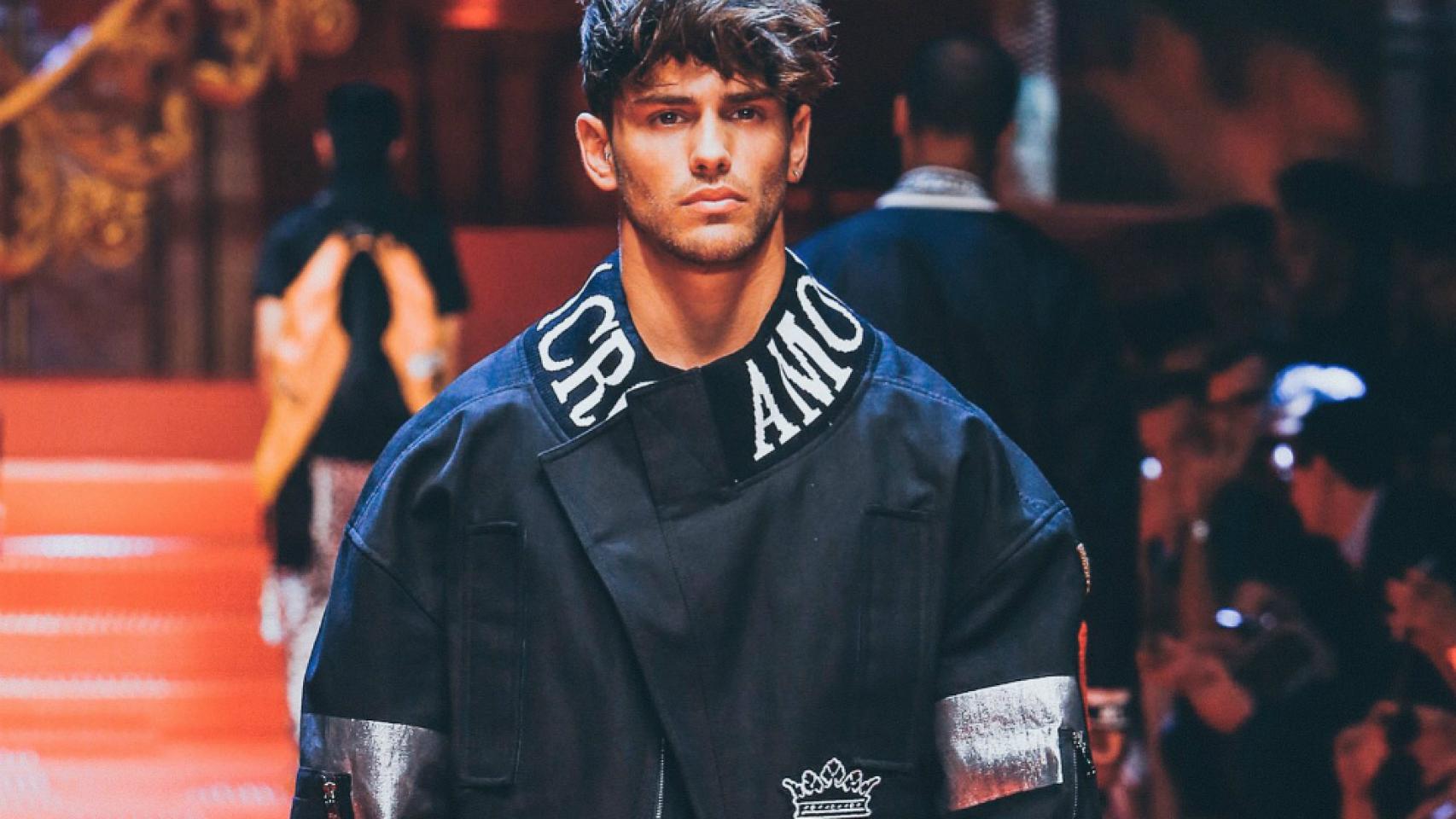 El modelo Sergio Carvajal.