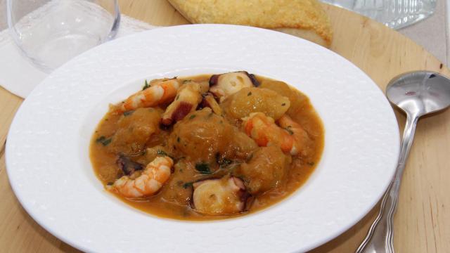 GUISO DE PATATAS CON PULPO Y LANGOSTINOS CON TMX Resultado