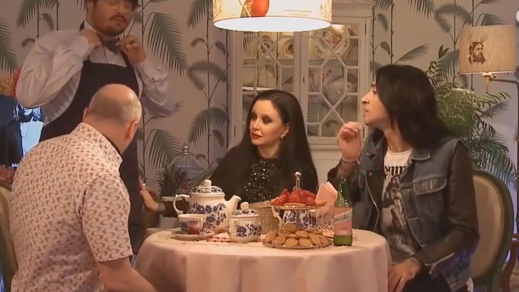 Cuando ‘Alaska y Mario’ tenía a Brays Efe como mayordomo