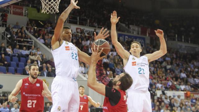 Tavares y Carroll también tuvieron una buena tarde en Zaragoza.