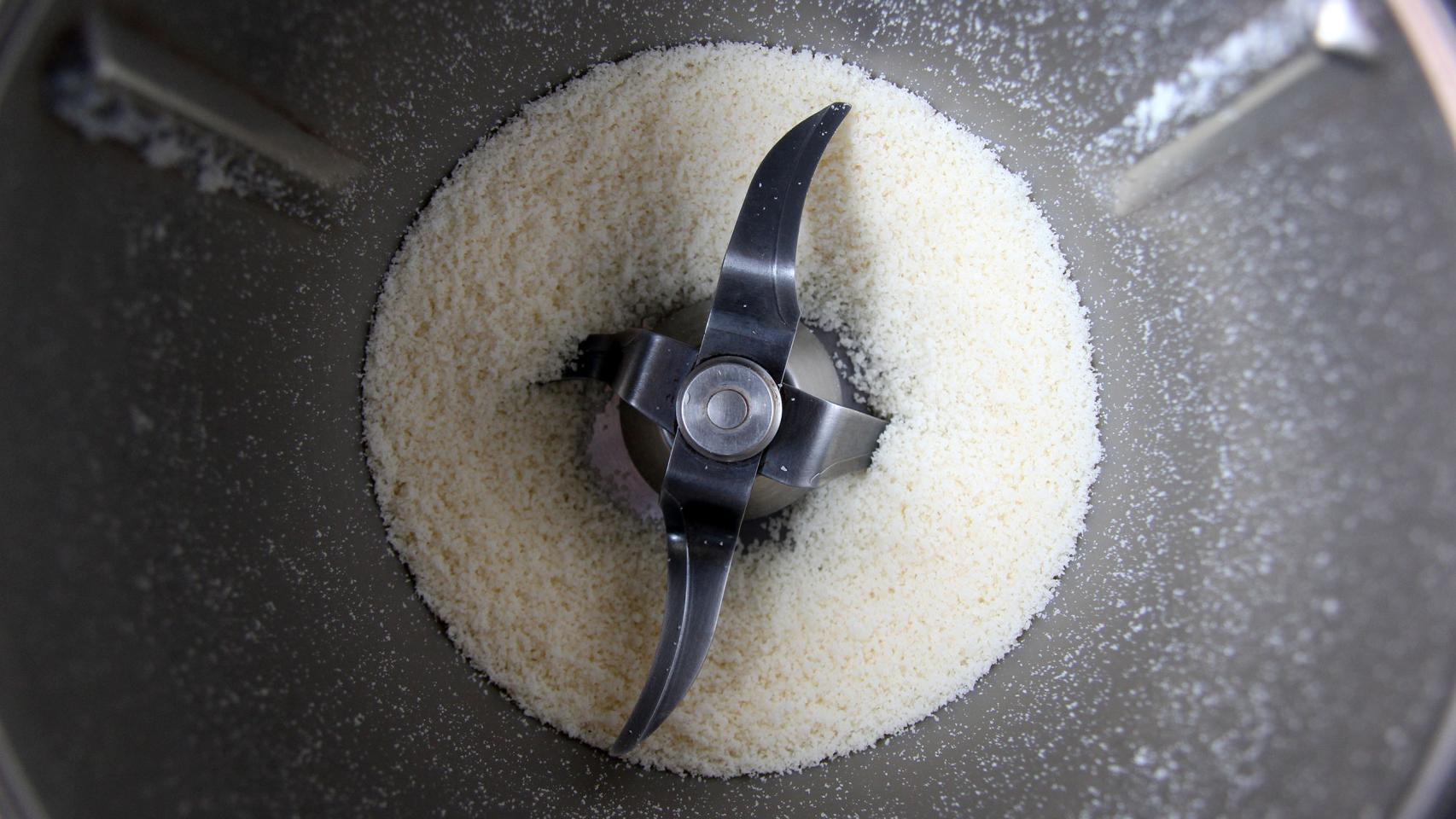 PALMERAS SALADAS CON TAPENADE NEGRO Y PESTO VERDE 01