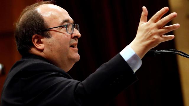 Iceta, en el pleno del Parlament del sábado.