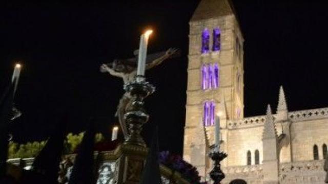 procesion buena muerte semana santa valladolid 16