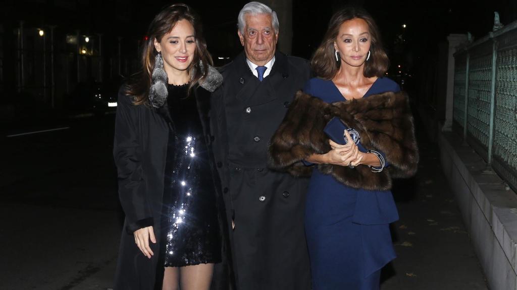 Tamara Falcó, Mario Vargas Llosa e Isabel Preysler.