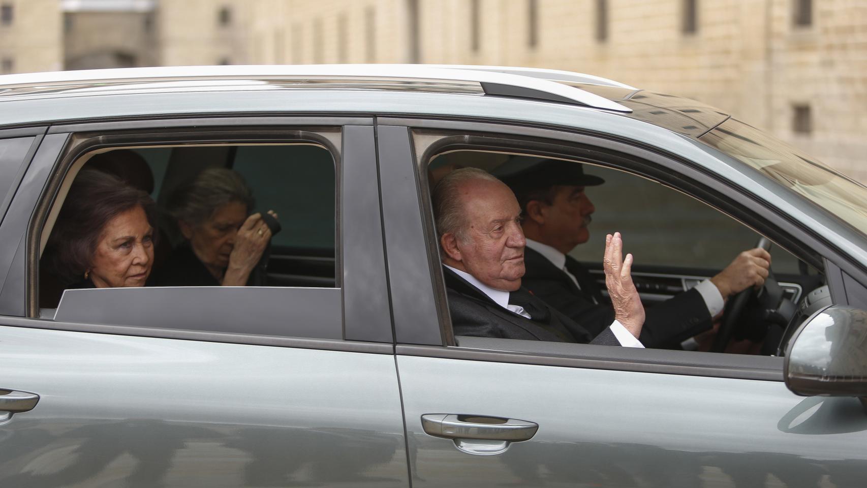 Todos los invitados a la misa funeral en memoria de don Juan de Borbón