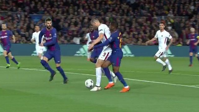 Penalti de Nelson Semedo a Dzeko. Foto Twitter (@chirichampions)