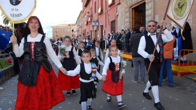 Talavera se vuelca en el Gran Cortejo de Mondas 79