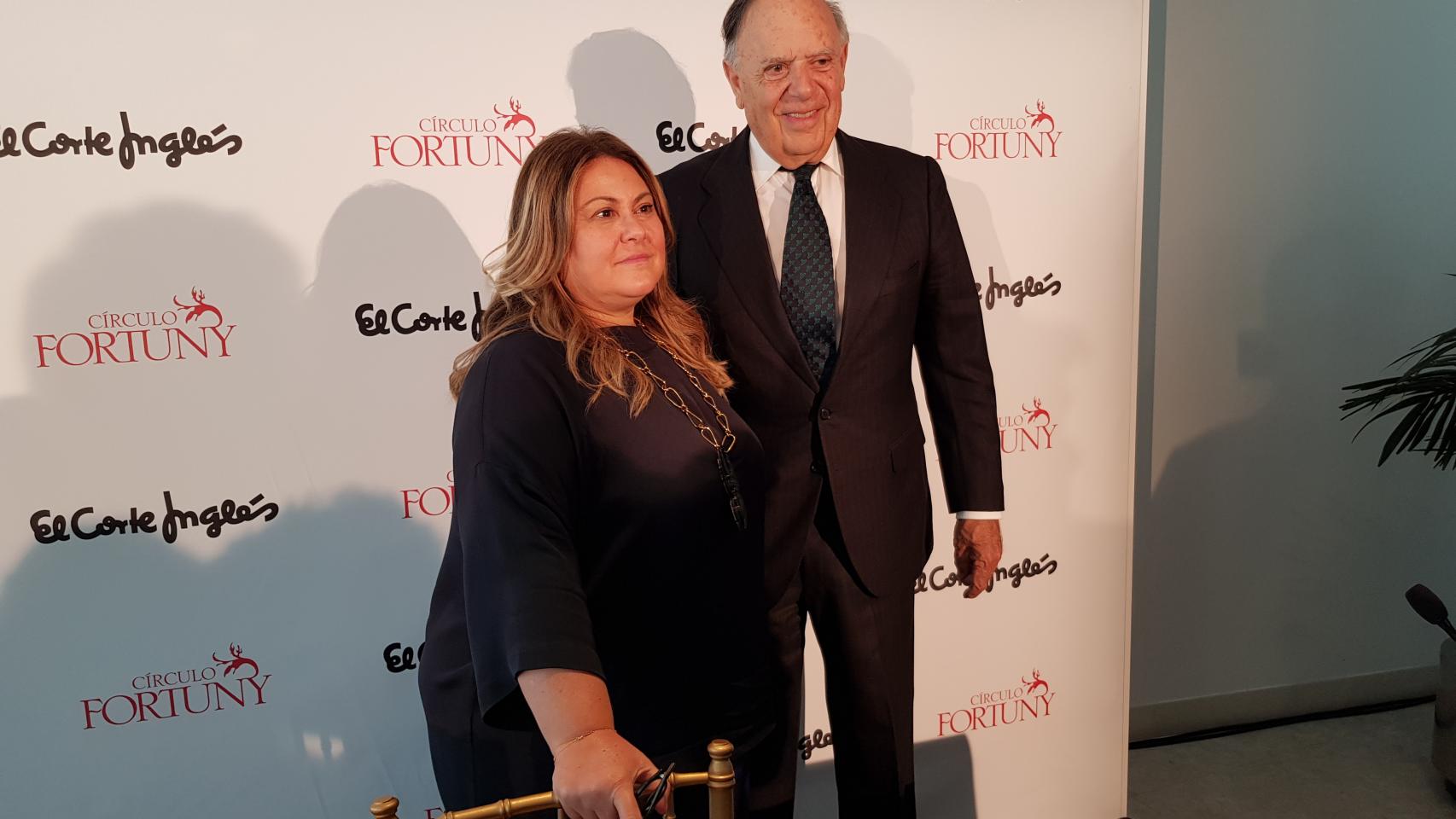 Claudia D'Arpizio, de Bain & Company, y Carlos Falcó, presidente de Círculo Fortuny.