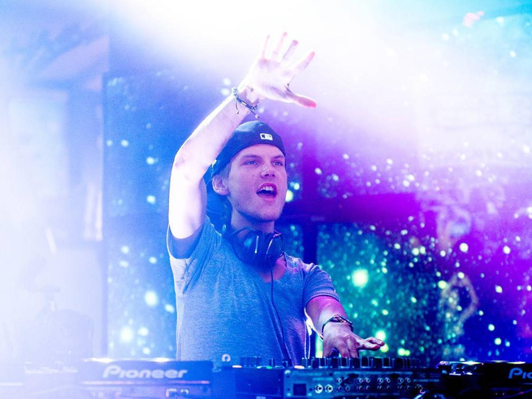El emblemático Dj Avicii ha fallecido hoy a los 28 años.