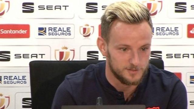 Rakitic en rueda de prensa. Foto: Twitter (@elchiringuitotv).